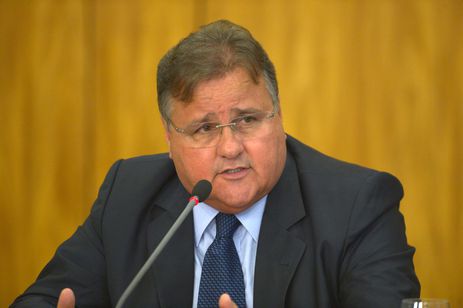 Brasília - O ministro da Secretaria de Governo, Geddel Vieira Lima, anuncia medidas para reduzir gastos públicos (José Cruz/Agência Brasil) - José Cruz/Agência Brasil Brasília - O ministro da Secretaria de Governo, Geddel Vieira Lima, anuncia medidas para reduzir gastos públicos (José Cruz/Agência Brasil) - José Cruz/Agência Brasil